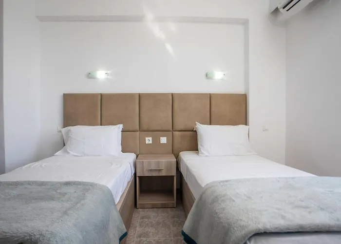 Butterfly Studios, Ξενοδοχείο με διαμερίσματα