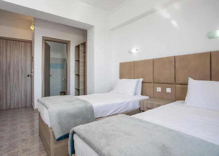 Butterfly Studios, 3*