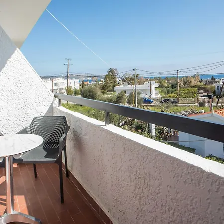 Butterfly Studios, Aparthotel 3*