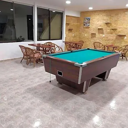 Butterfly Studios, Hotel de apartamente Faliraki