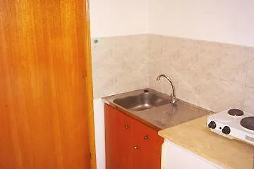 Butterfly Studios, Apart-hotel 3*