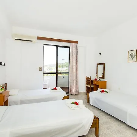 Butterfly Studios, Apart-hotel 3*