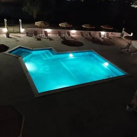 Aparthotel Butterfly Studios, 2*