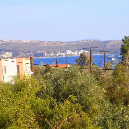 Butterfly Studios, Φαληράκι