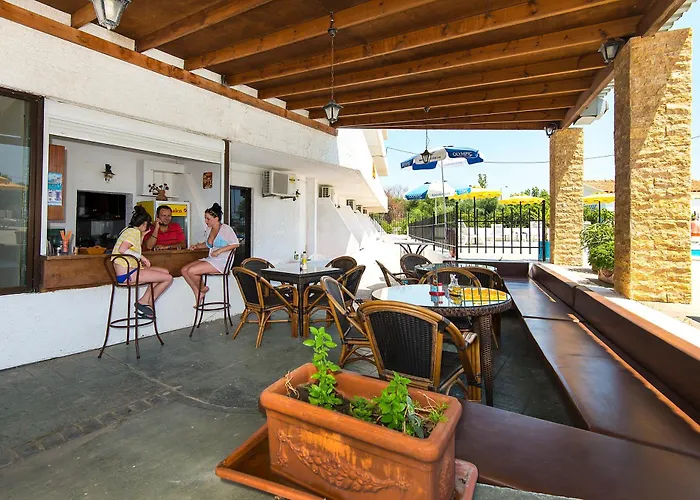 Butterfly Studios, Appart hôtel